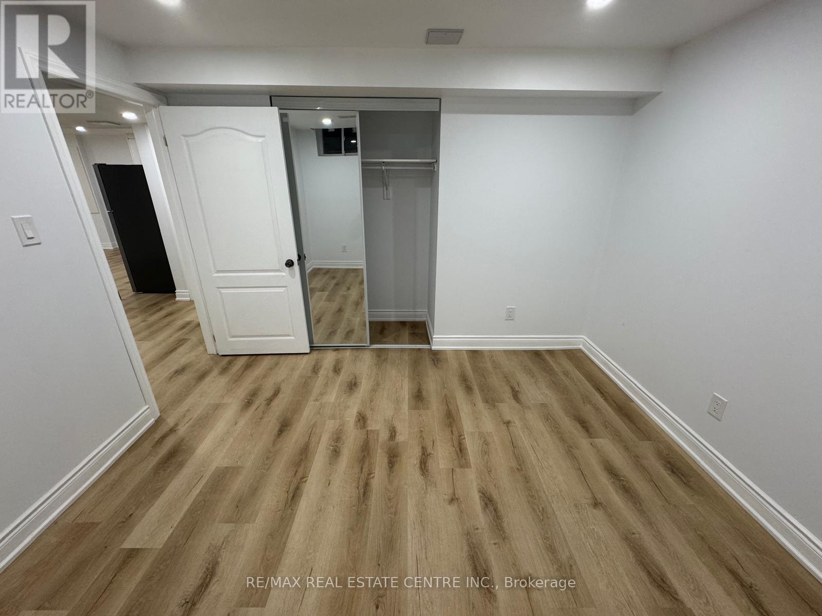 BSMT- 155 Waller Street, Whitby, ON photo 18