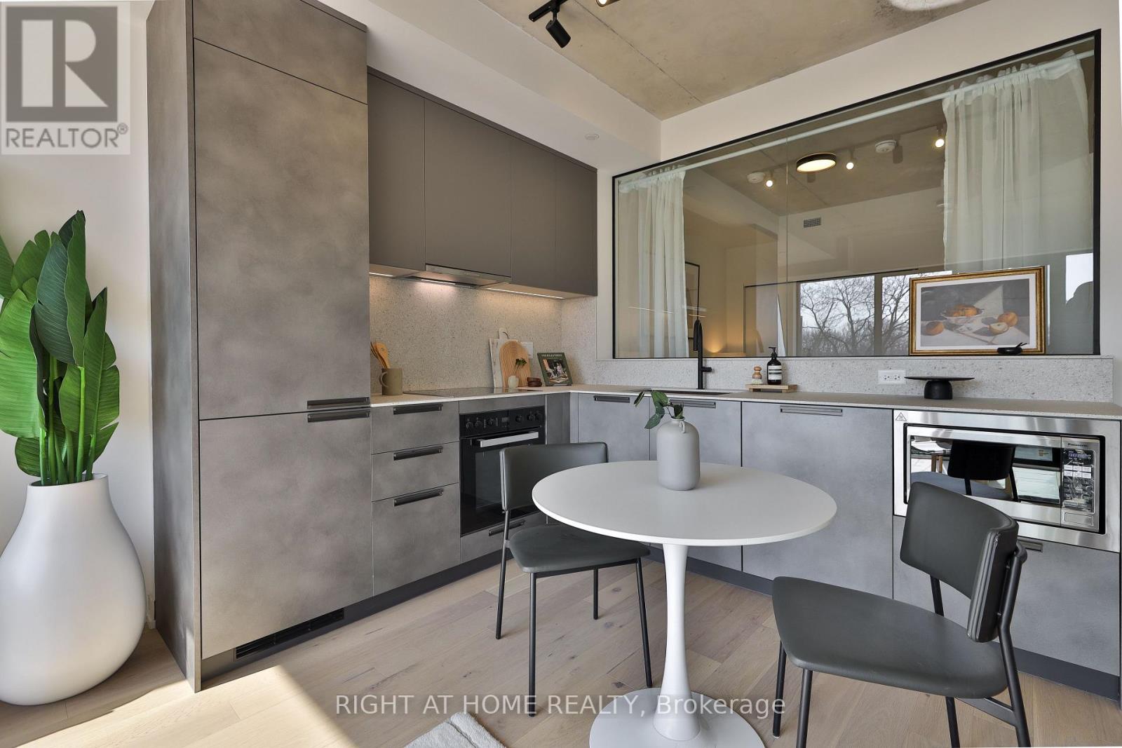 405- 761 Queen Street East, Toronto, ON photo 11