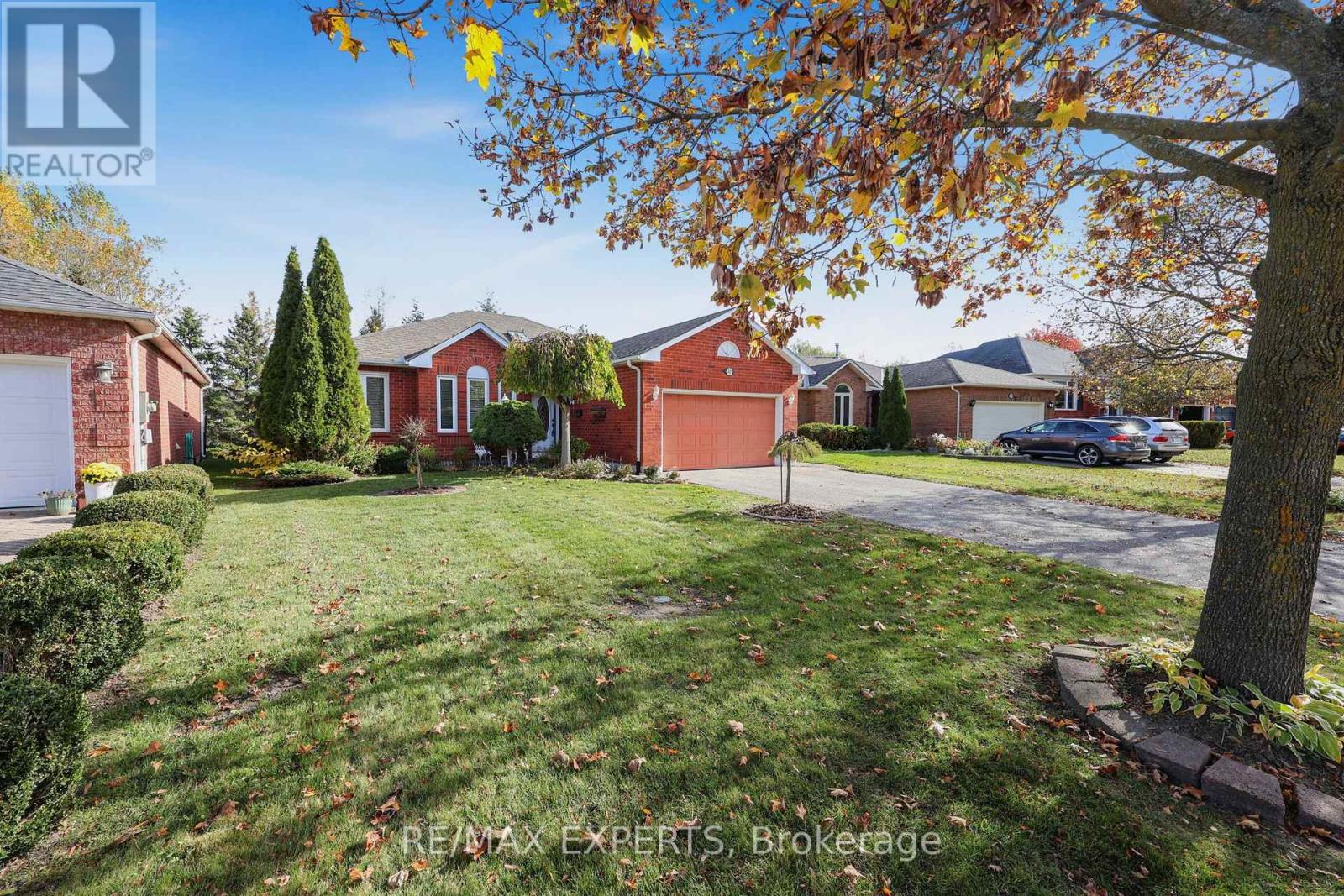31 Webb Street, Barrie, ON photo 4