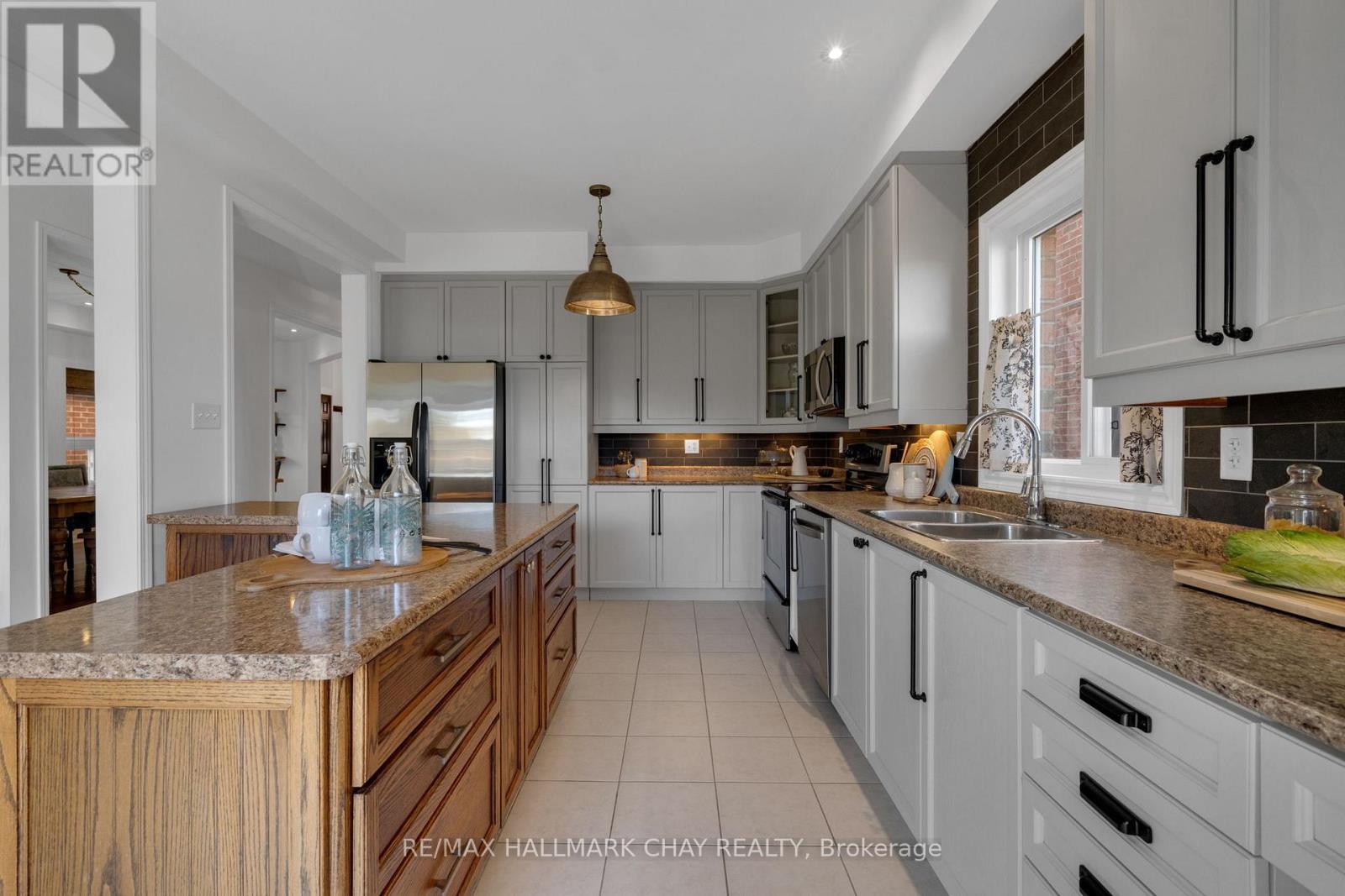 115 Winchester Terrace, Barrie photo 10