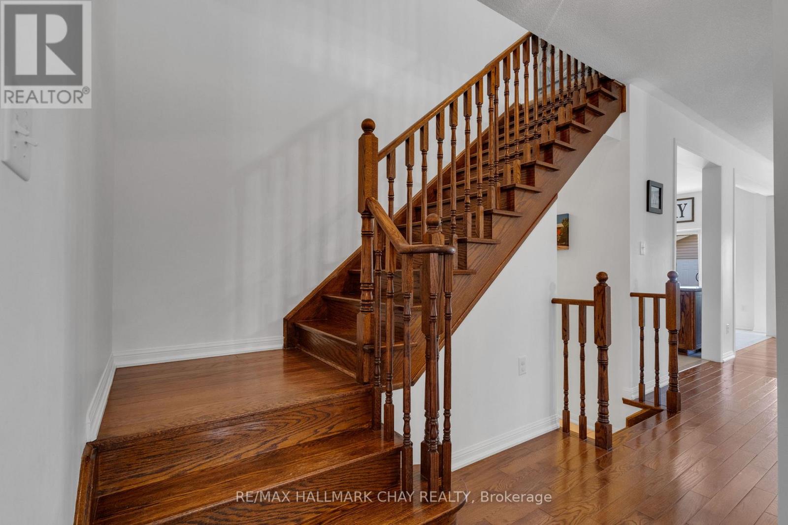 115 Winchester Terrace, Barrie photo 6
