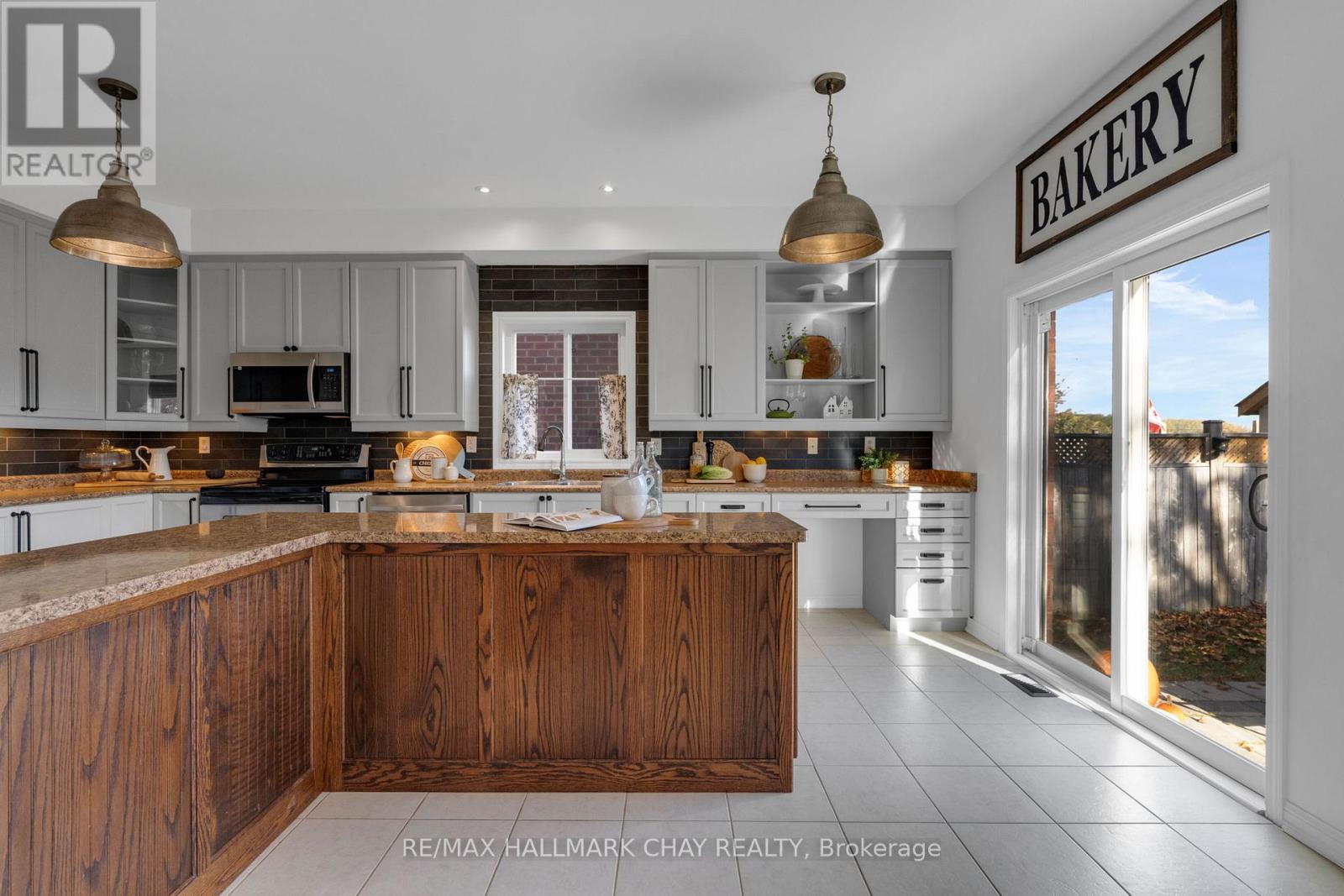 115 Winchester Terrace, Barrie photo 9