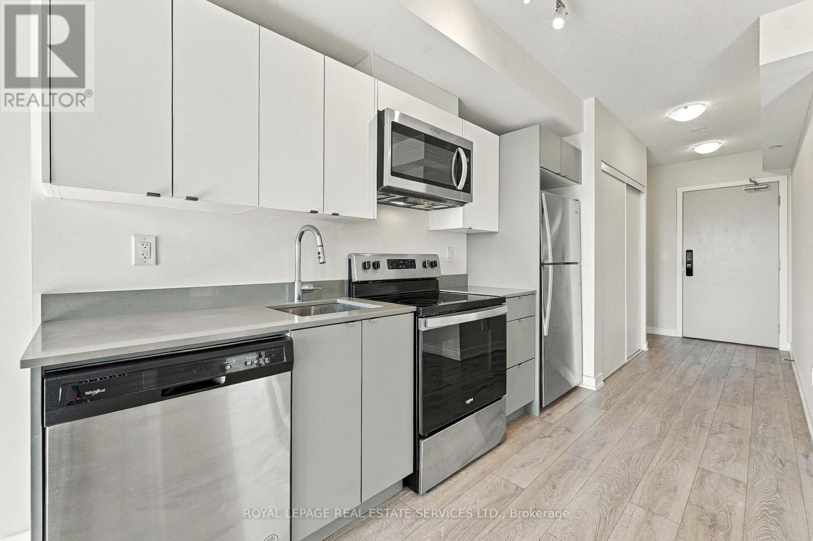 A501- 3210 Dakota Common, Burlington, ON photo 15