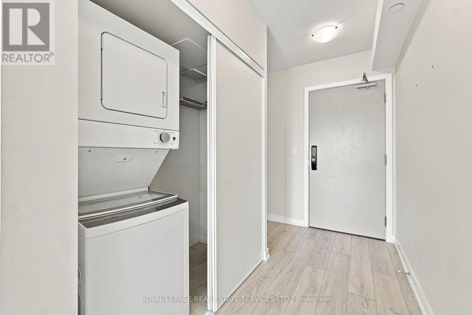 A501- 3210 Dakota Common, Burlington, ON photo 17