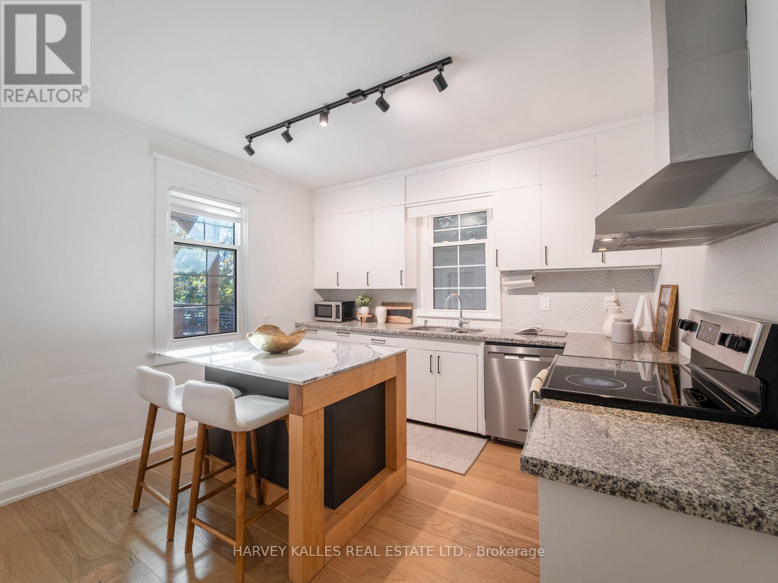 35 Dynevor Road, Toronto, ON photo 10