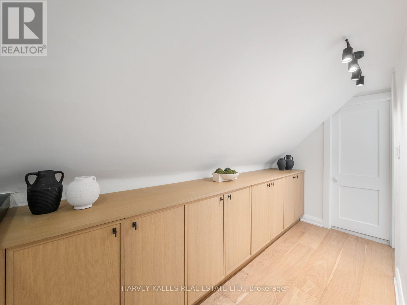 35 Dynevor Road, Toronto, ON photo 23
