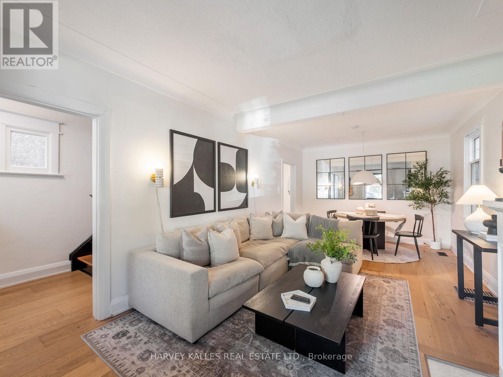 35 Dynevor Road, Toronto, ON photo 6