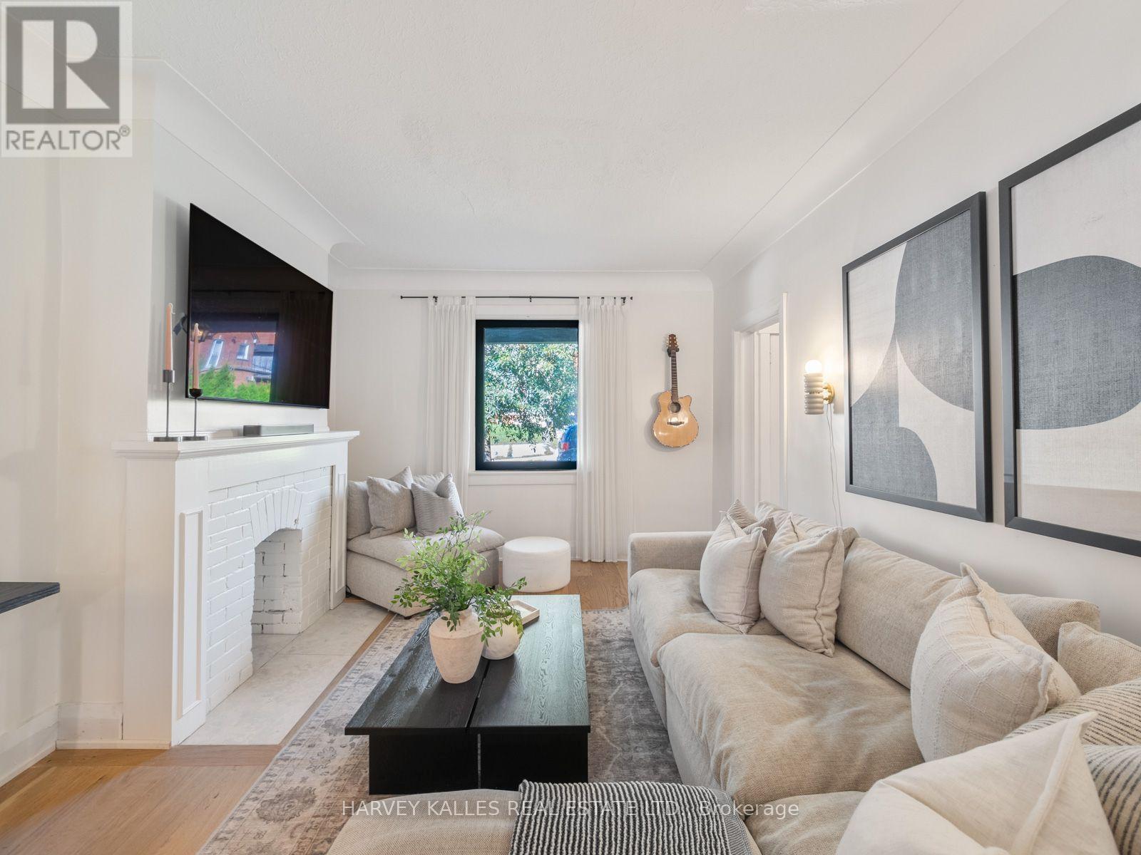 35 Dynevor Road, Toronto, ON photo 7