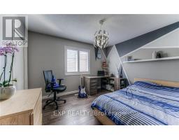 Upper Level - 308 Colton Circle, Kitchener, ON N2A4K1 Photo 13