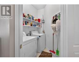 258 Silverbirch Boulevard, Hamilton, ON L8N0A3 Photo 11