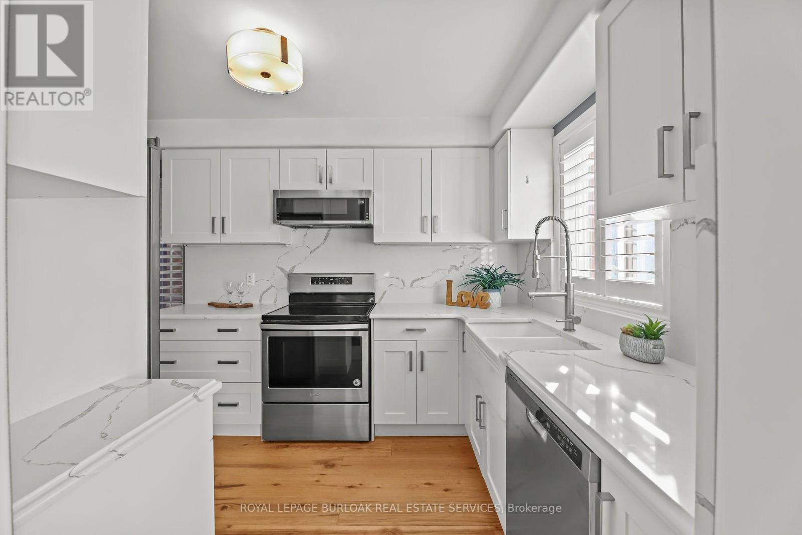 94 Donald Bell Drive, Hamilton, ON photo 8