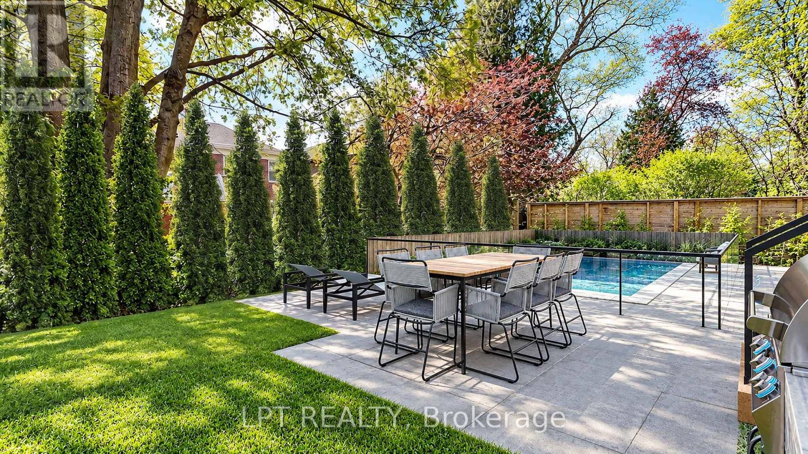 431 HEATH STREET E - 39