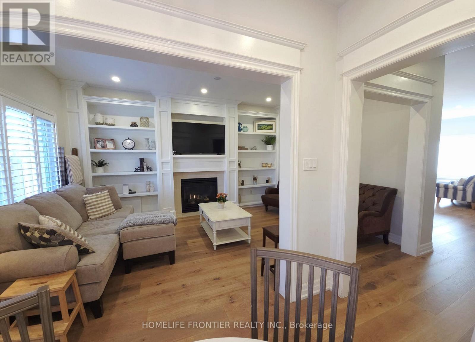 613 Society Crescent, Newmarket, ON photo 20