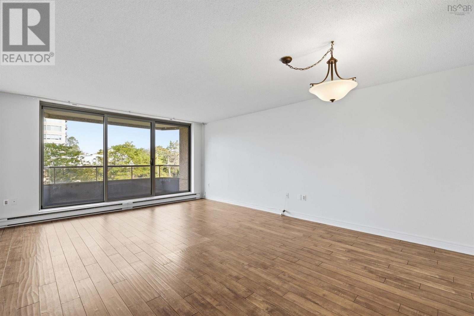 401 1470 Summer Street, photo 5