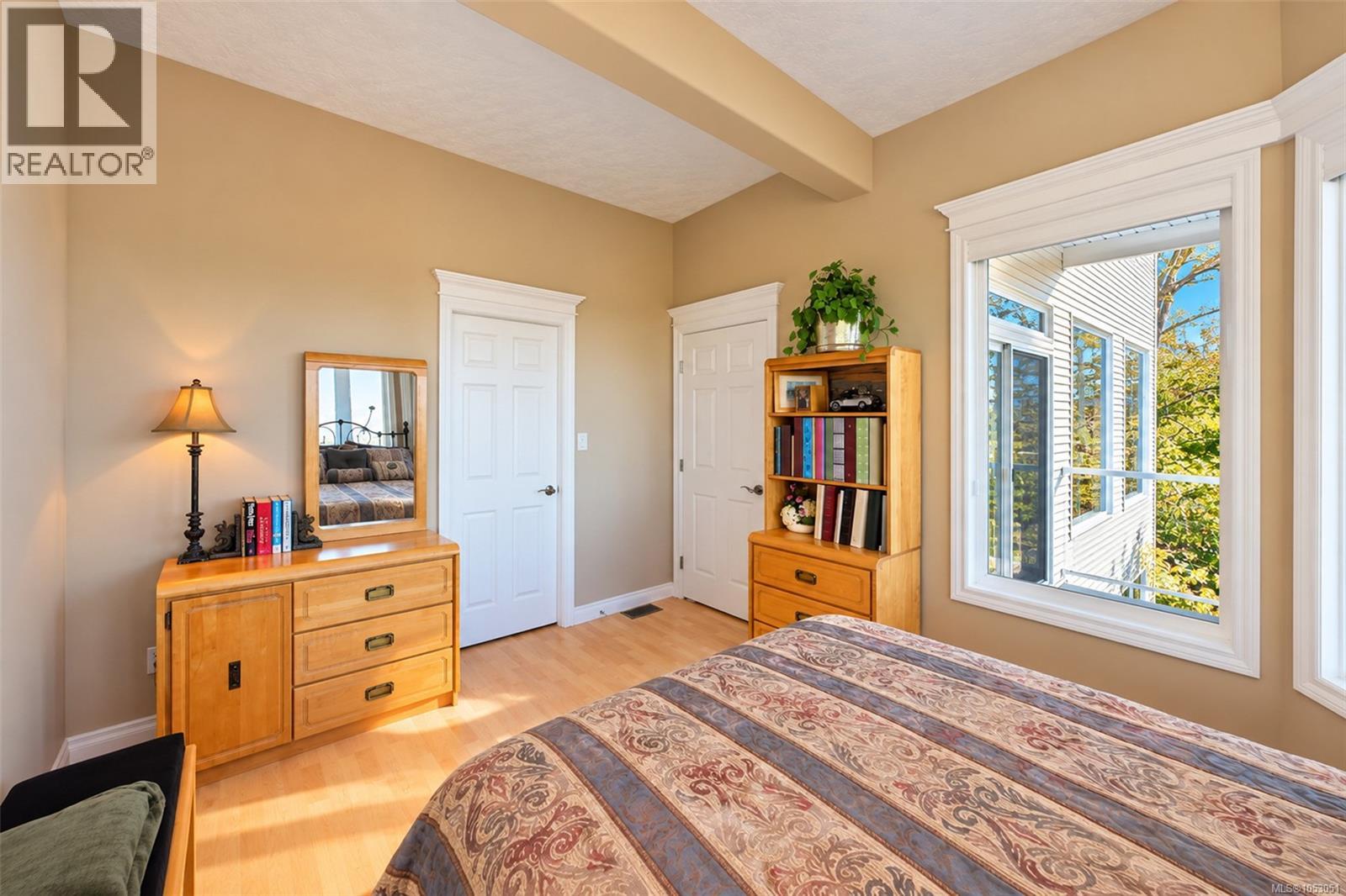 6097 Chippewa Rd - 58