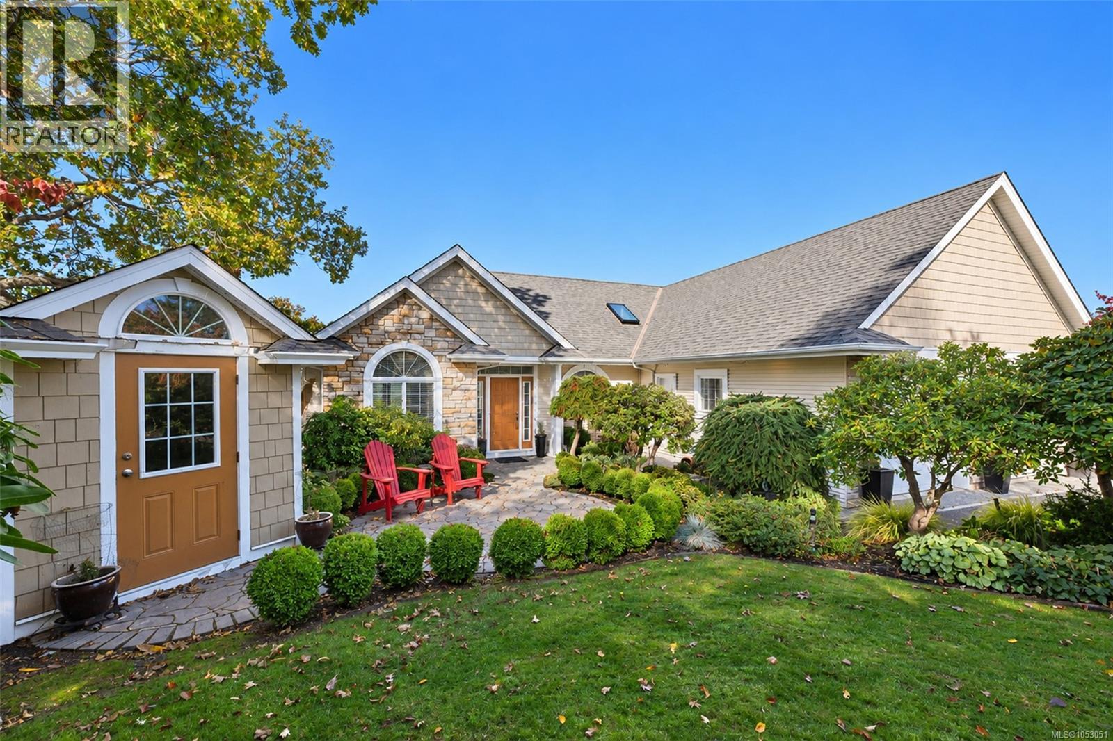 6097 Chippewa Rd - 2