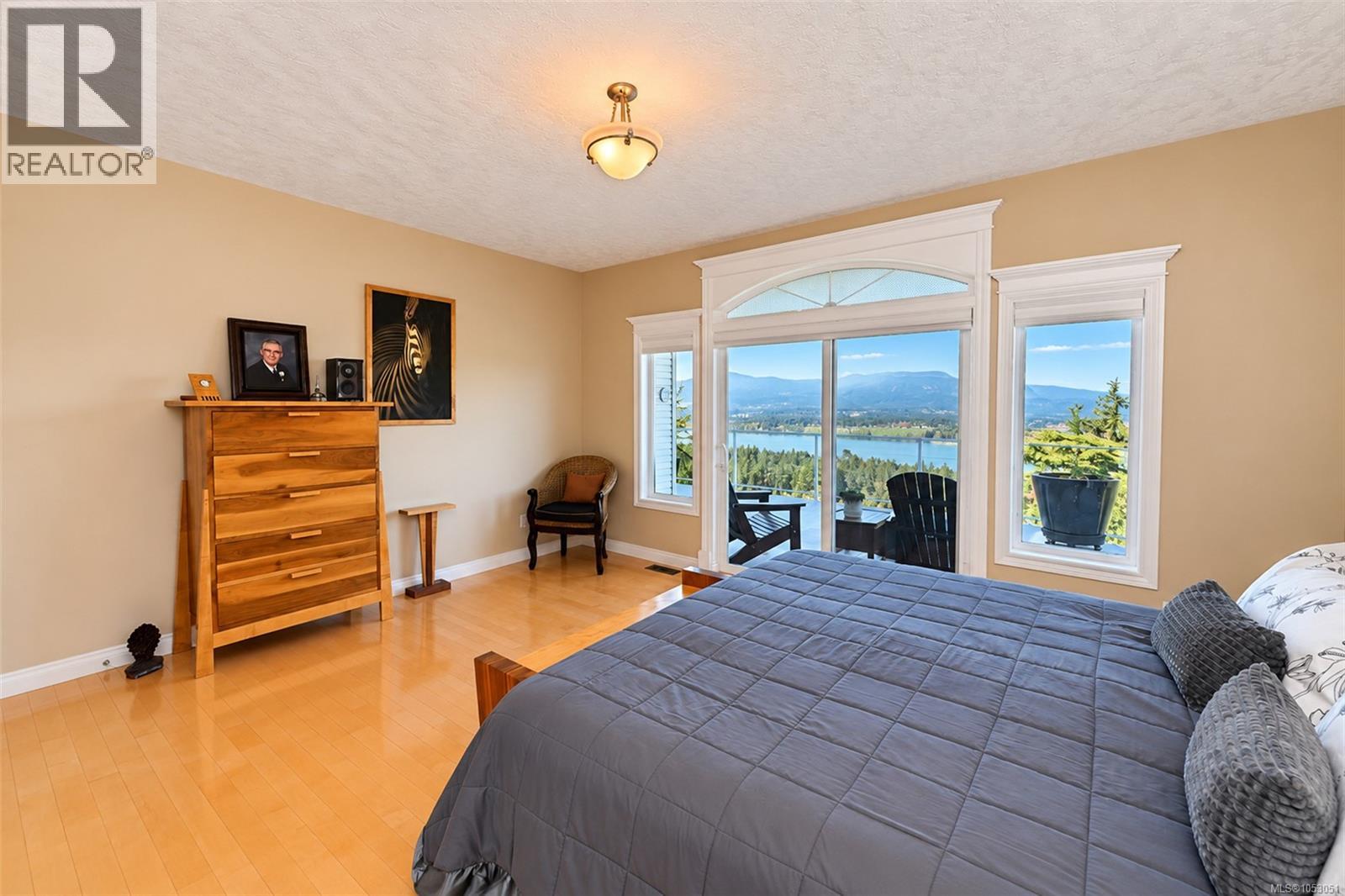 6097 Chippewa Rd - 36