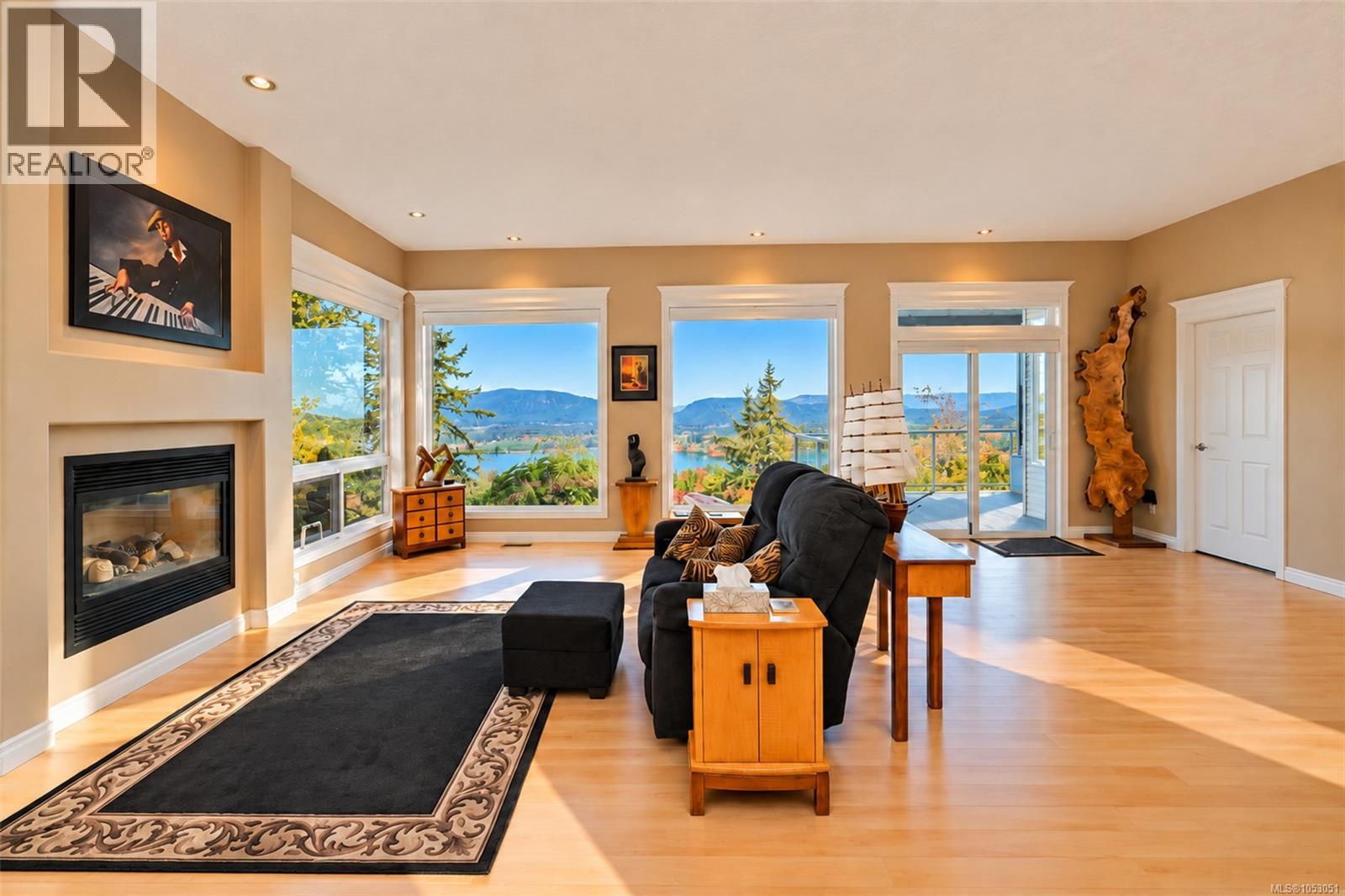 6097 Chippewa Rd - 49