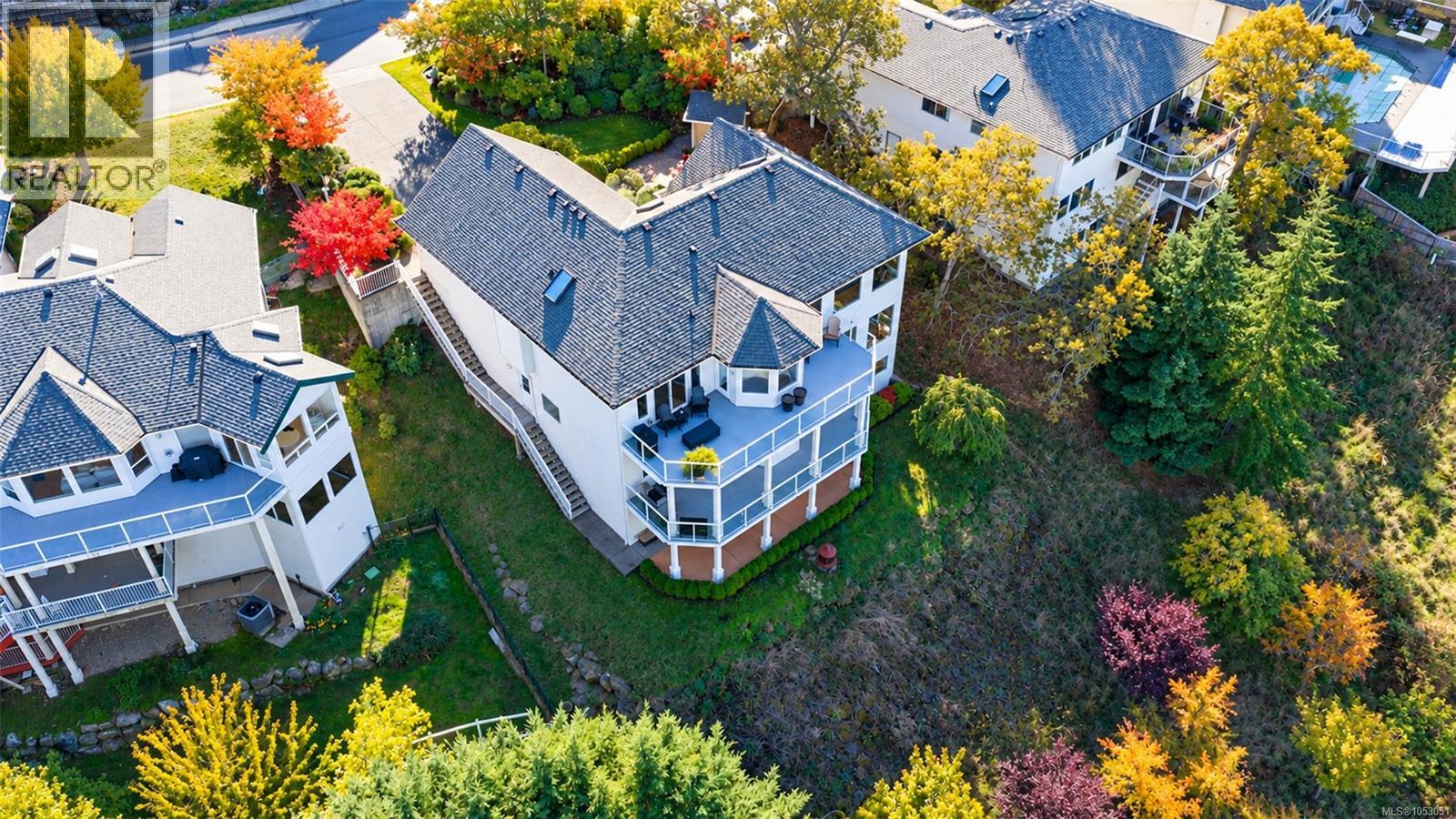 6097 Chippewa Rd - 80