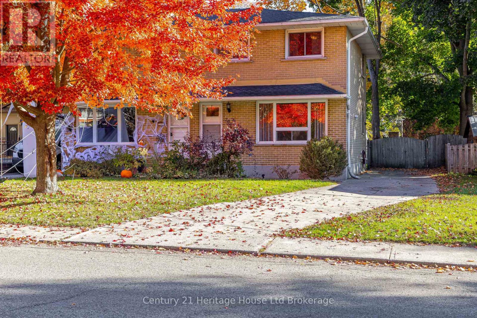 200 Delatre Street, photo 1 of 35