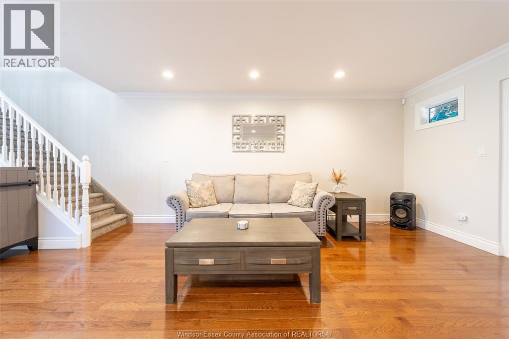 #6 8418 LITTLE RIVER RD - 16