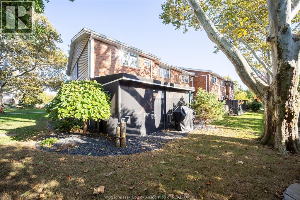 #6 8418 LITTLE RIVER RD - 33