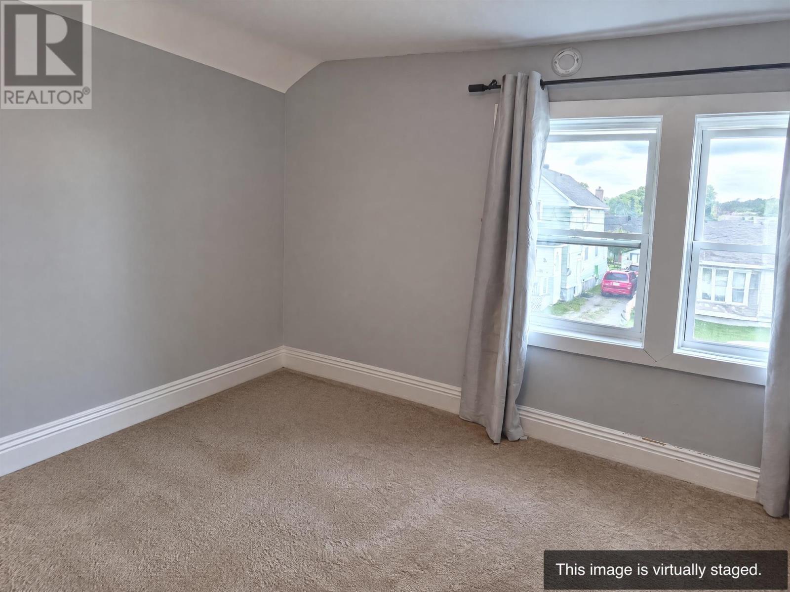 295 Gillies ST - 15