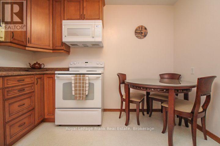1293 Edmison Drive, Peterborough, ON photo 11
