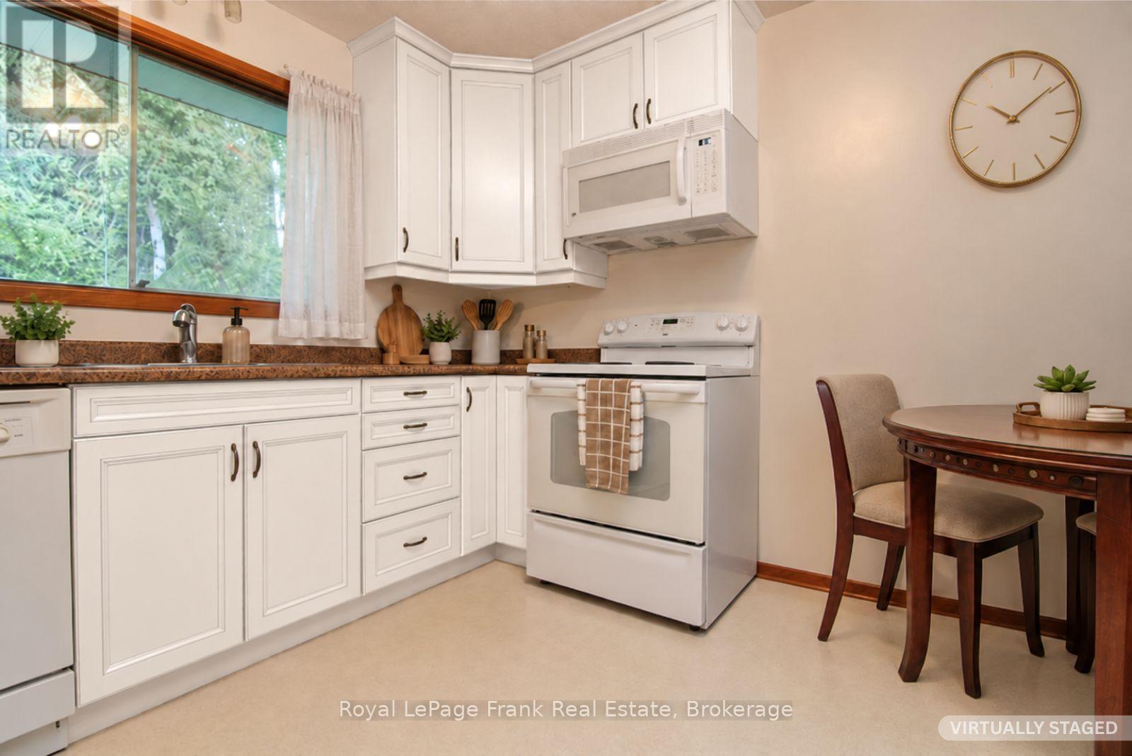 1293 Edmison Drive, Peterborough, ON photo 13