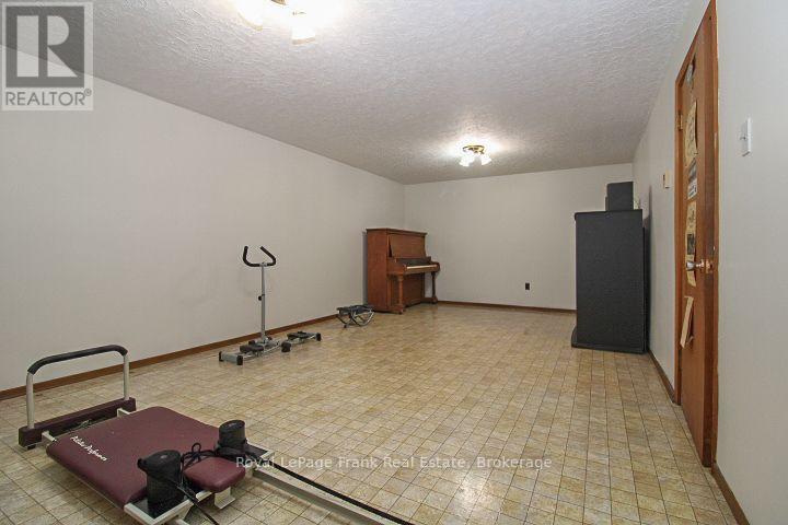1293 Edmison Drive, Peterborough, ON photo 23