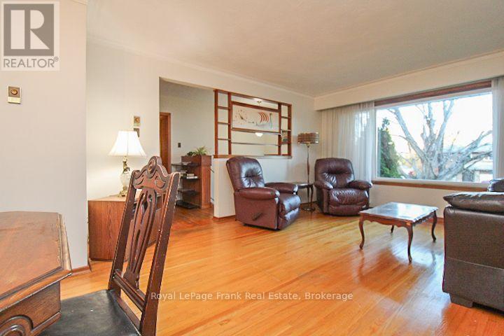 1293 Edmison Drive, Peterborough, ON photo 9
