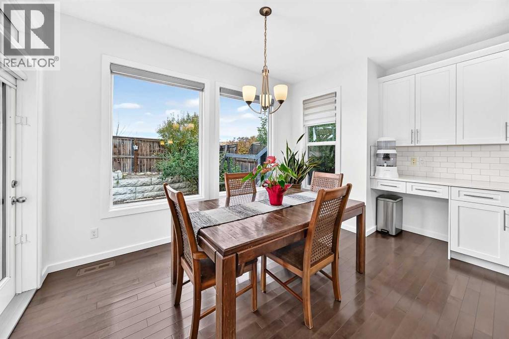 213 Heritage Boulevard, photo 12 of 50