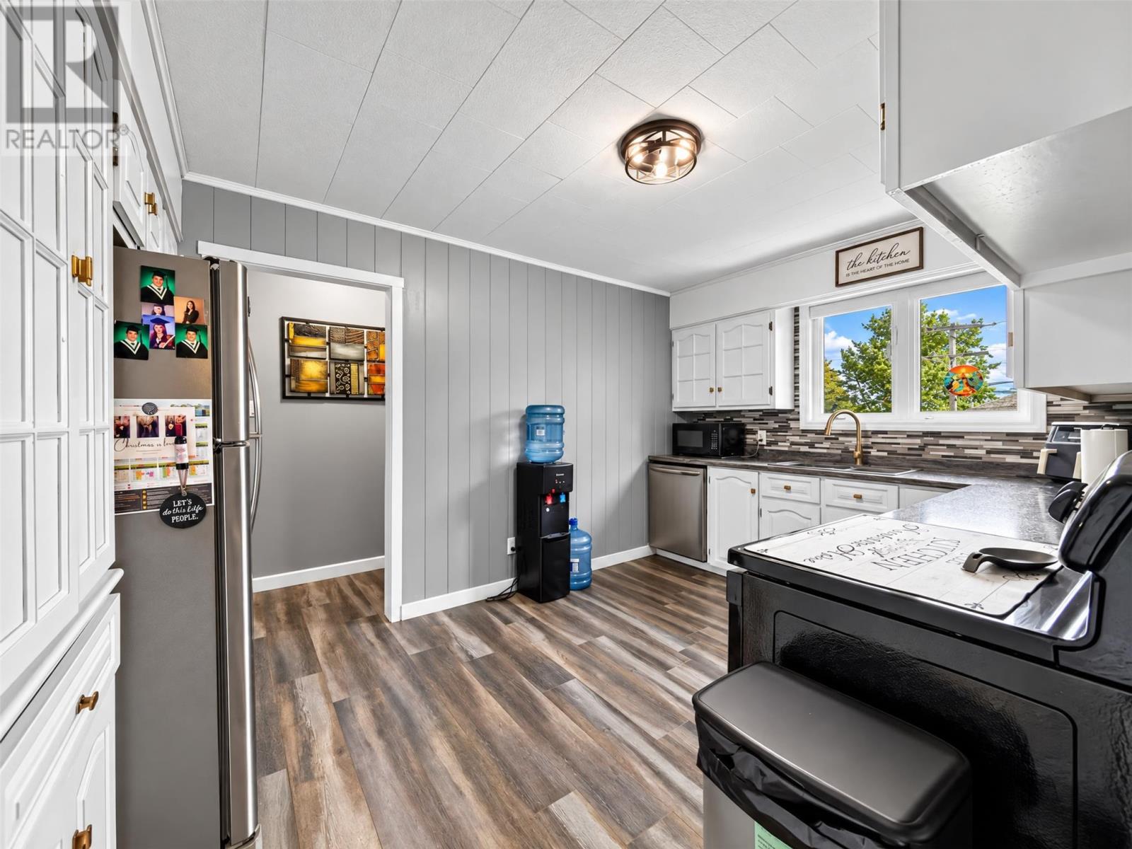 77 Cormack Drive - 27
