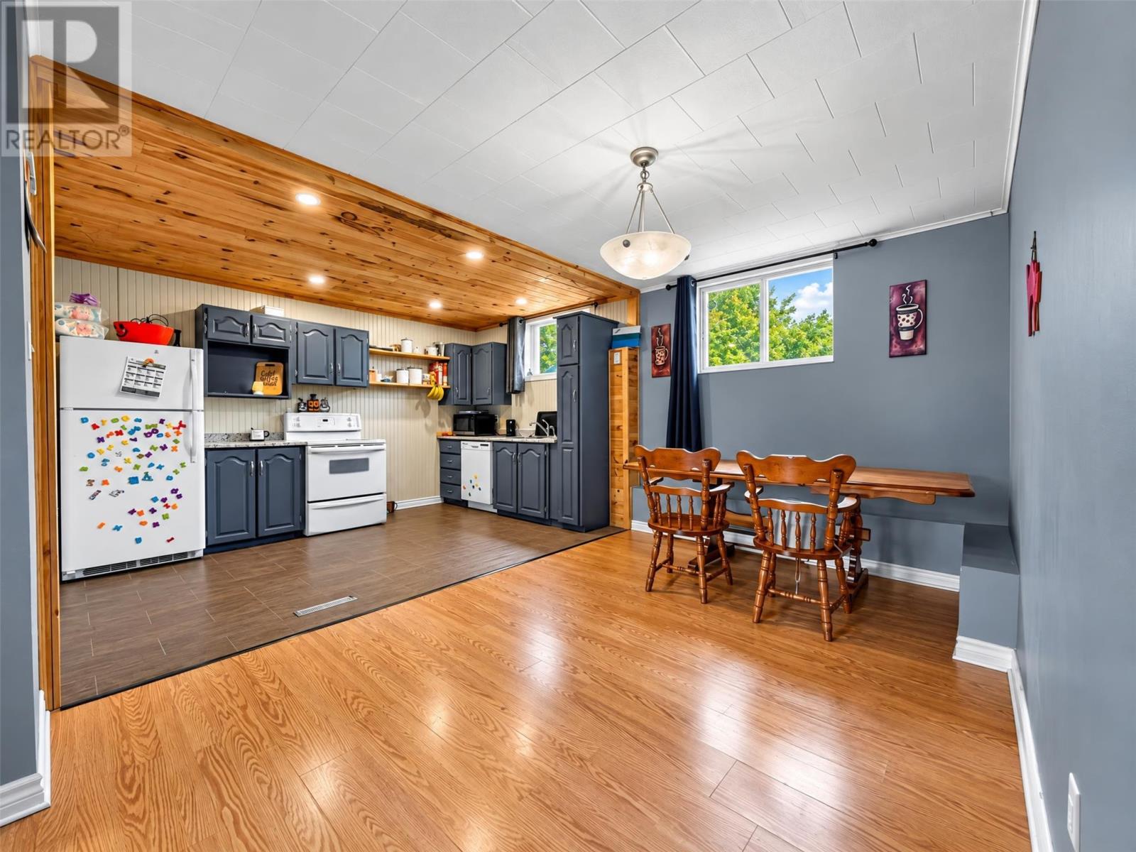 77 Cormack Drive - 40