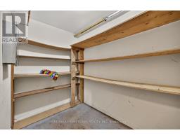 105 - 323 Main Street W, Merrickville Wolford, ON K0G1N0 Photo 17