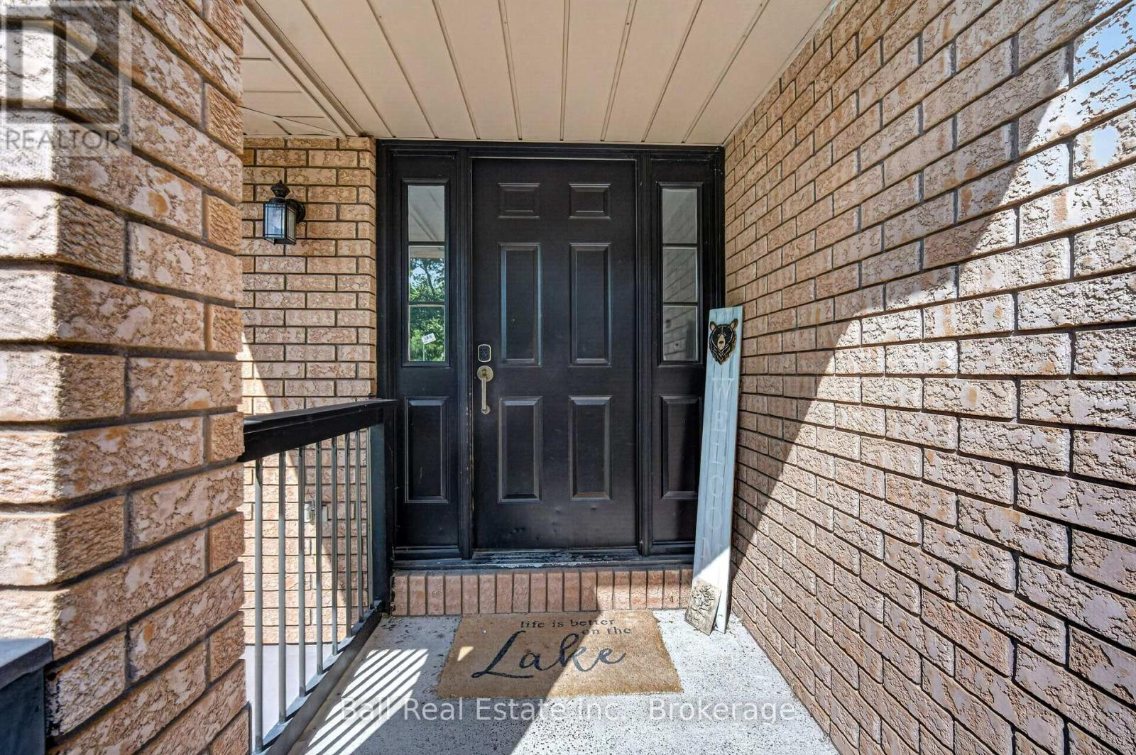 2331 Lakeside Drive, Douro-Dummer, ON photo 5