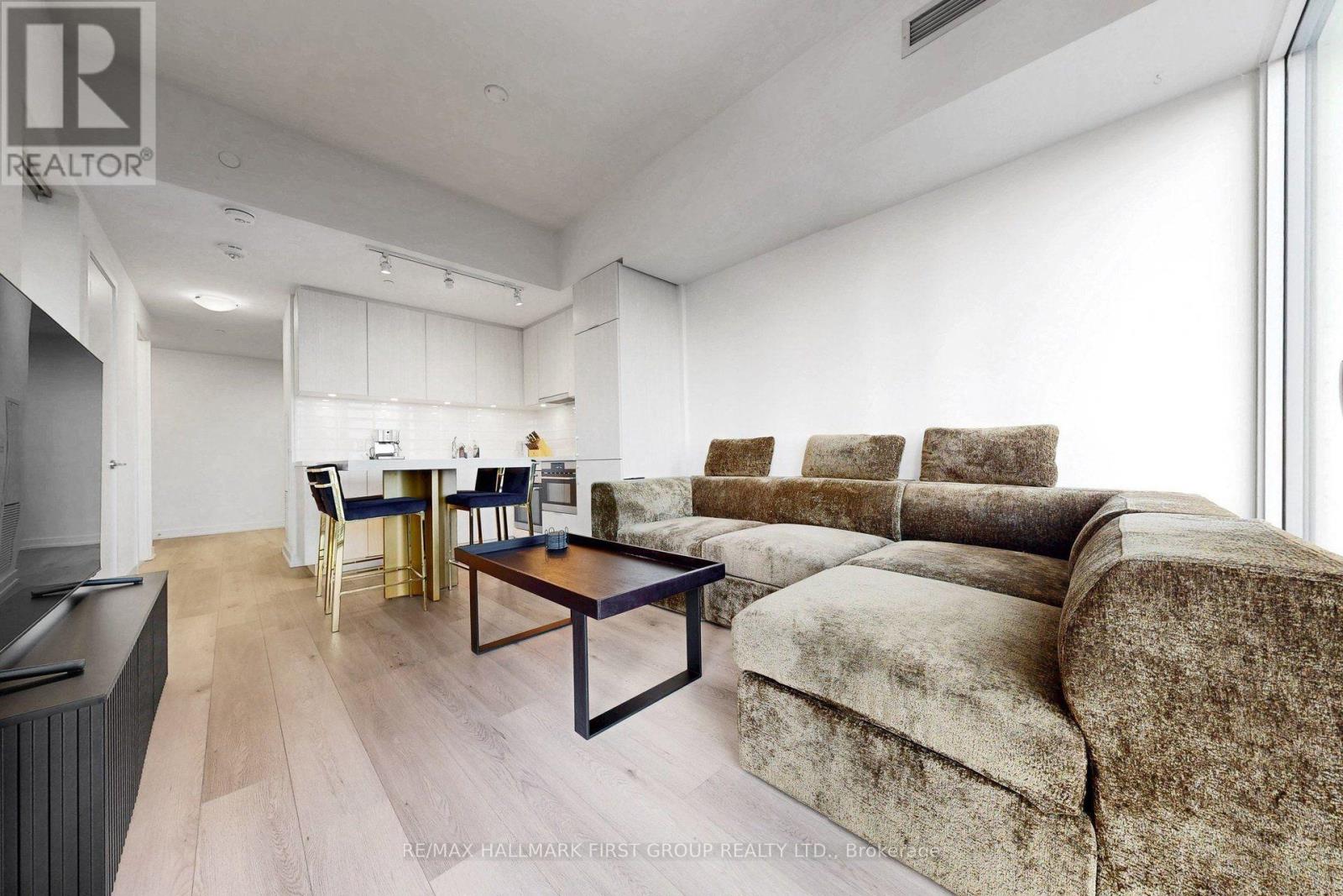 2201- 158 Front Street East, Toronto, ON photo 12
