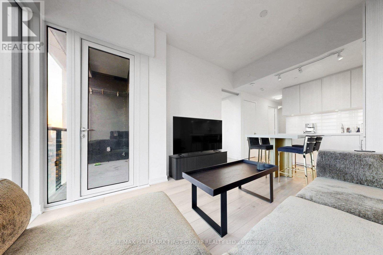 2201- 158 Front Street East, Toronto, ON photo 14