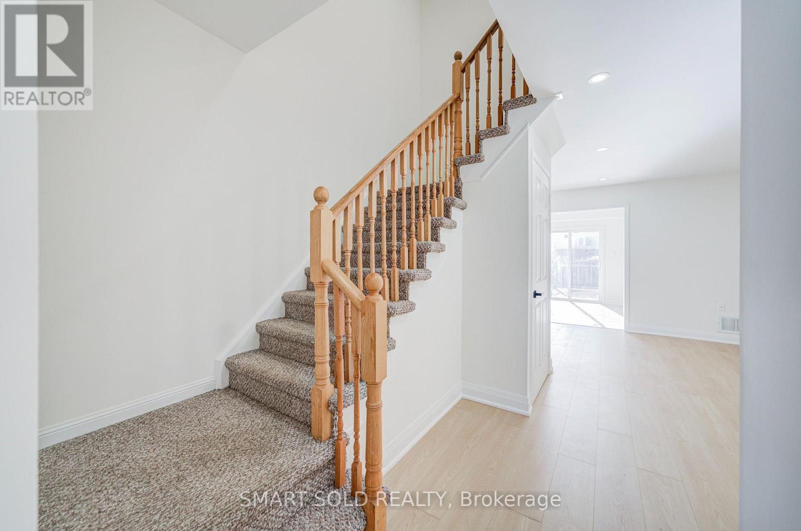 47 Robideau Place, Whitby, ON photo 14