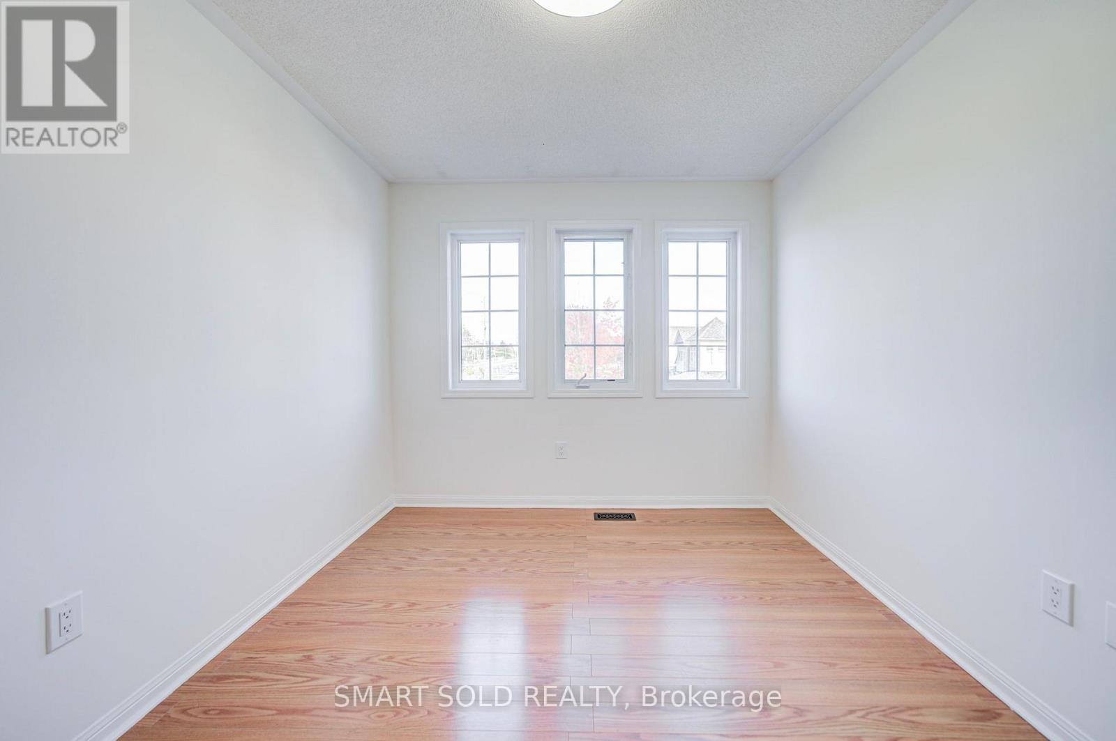 47 Robideau Place, Whitby, ON photo 28
