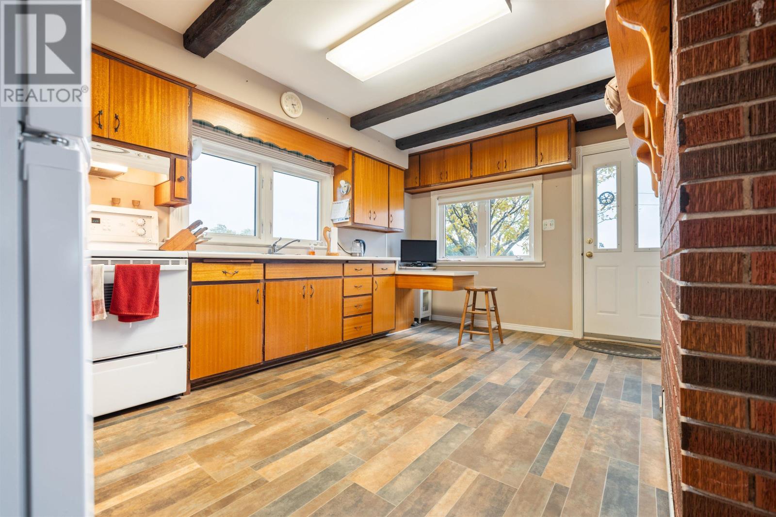 2872 Highway 376, photo 9