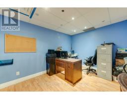 15 - 955 Wilson Avenue, Toronto, ON M3K2A8 Photo 8