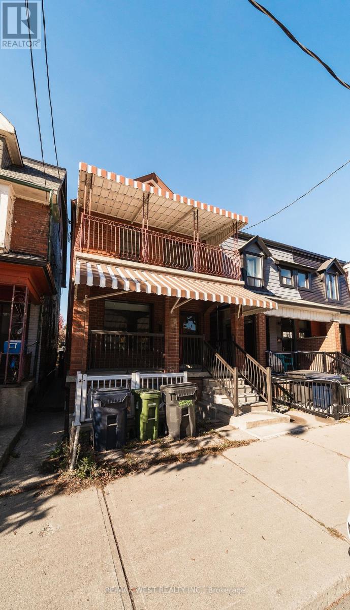 Photo of 862 Ossington Avenue