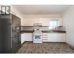 Main - 862 Ossington Avenue, Toronto, ON M6G3V1 Photo 11