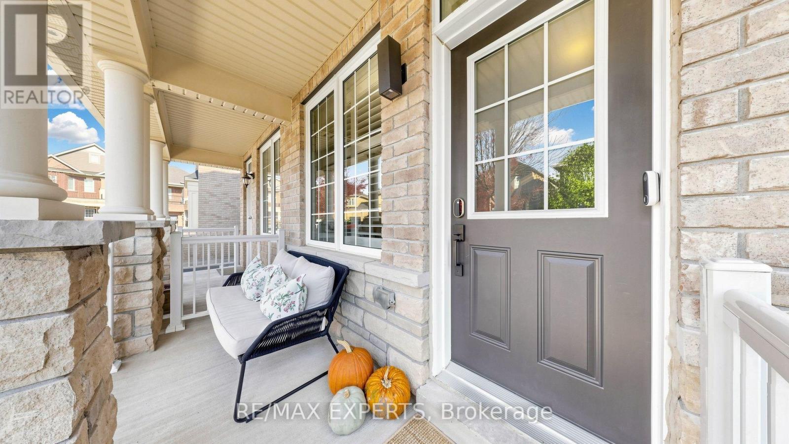 1456 Haws Crescent, Milton, ON photo 2