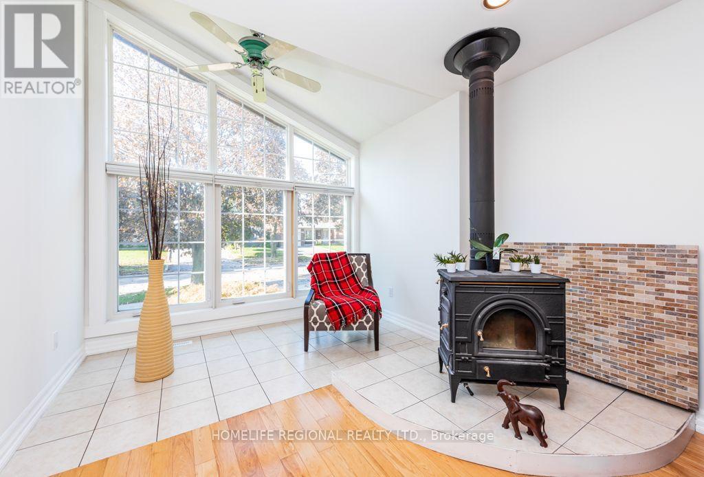 3103 Mccarthy Court, Mississauga, ON photo 5