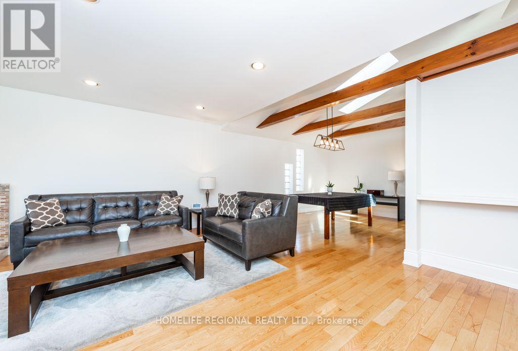 3103 Mccarthy Court, Mississauga, ON photo 8