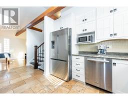 Family room - 3103 Mccarthy Court, Mississauga, ON L4Y3Z3 Photo 11