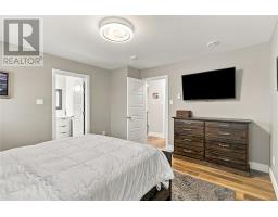 15 Kemble Avenue thumbnail 11
