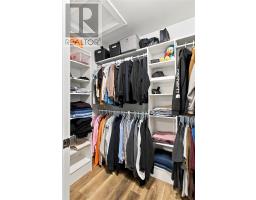 15 Kemble Avenue thumbnail 14